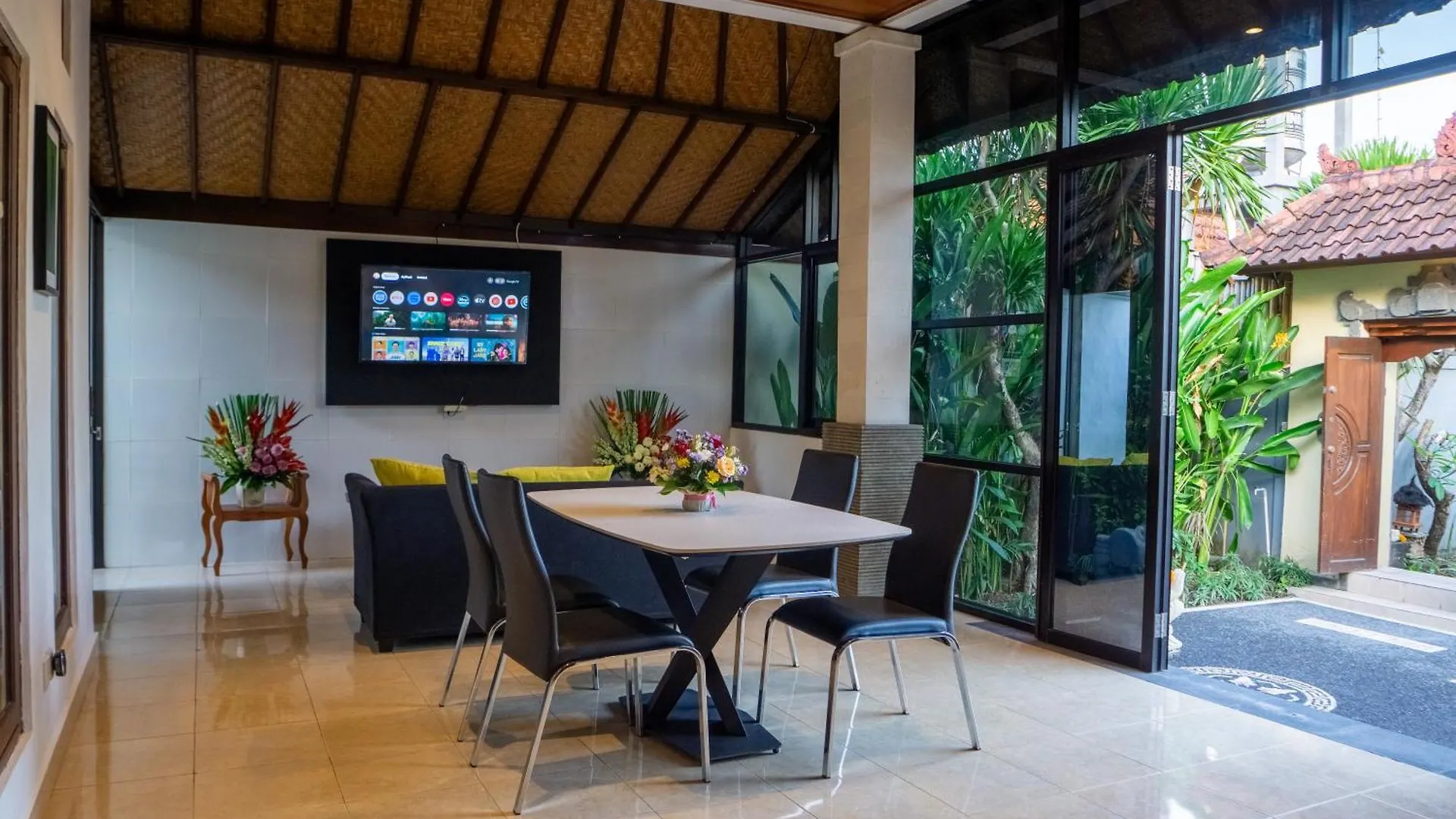 Villa Dafne Seminyak   Seminyak (Bali)